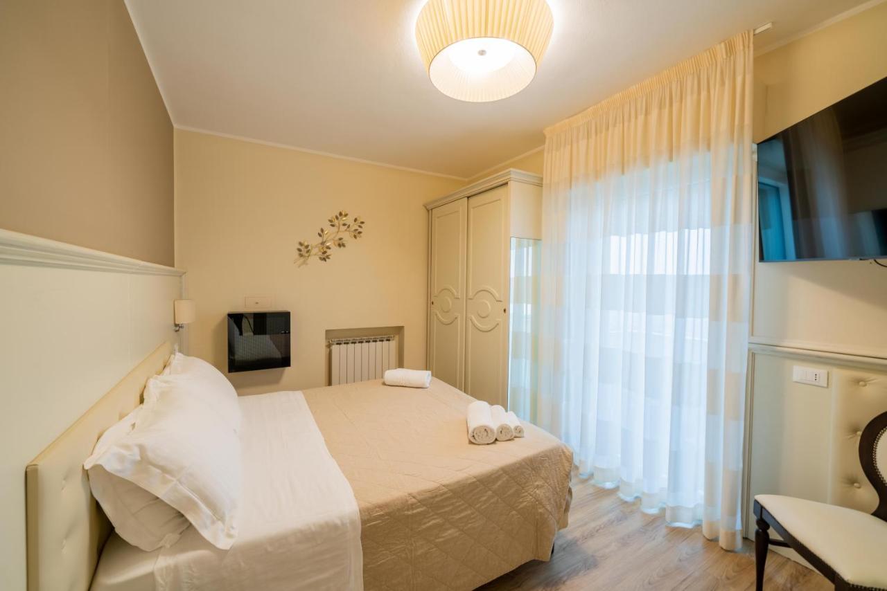 Hotel Orchidea Cervia Esterno foto