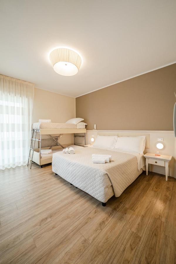 Hotel Orchidea Cervia Esterno foto