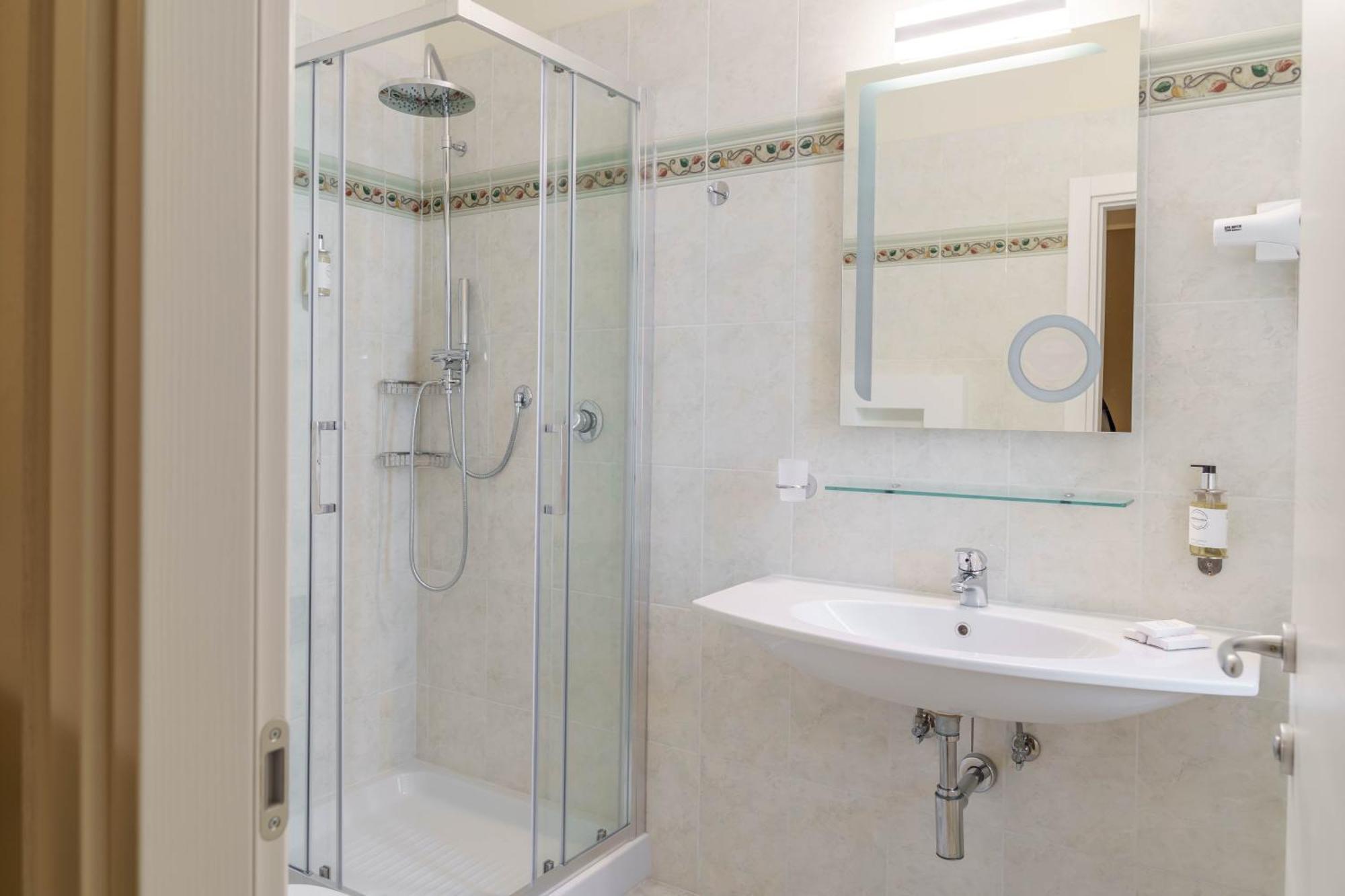 Hotel Orchidea Cervia Esterno foto